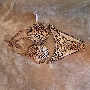 Victoria Secrets Cheetah Bikini 🖤Brand new🖤